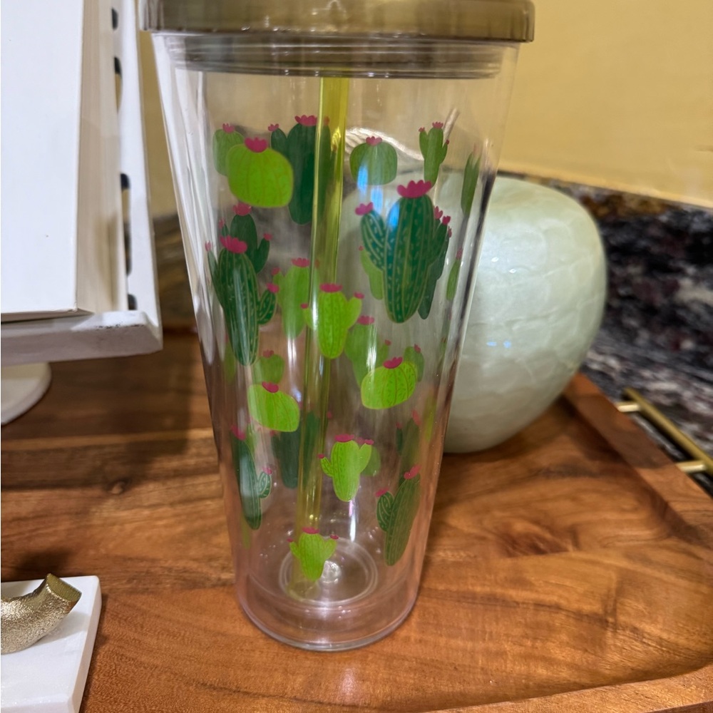 Cactus Print Tumbler with Straw - Picture 2 of 3